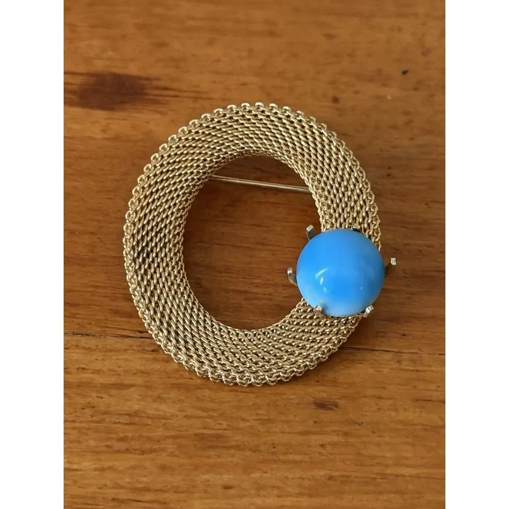 Vintage Style Gold Tone Rope Design Brooch Faux Turquoise Cabochon Round Pin